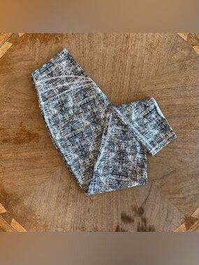 BuffBunny Hustle Print Legacy Leggings